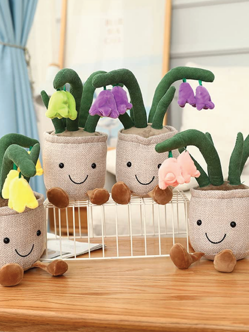 HANGING FLOWER PLUSH DECOR